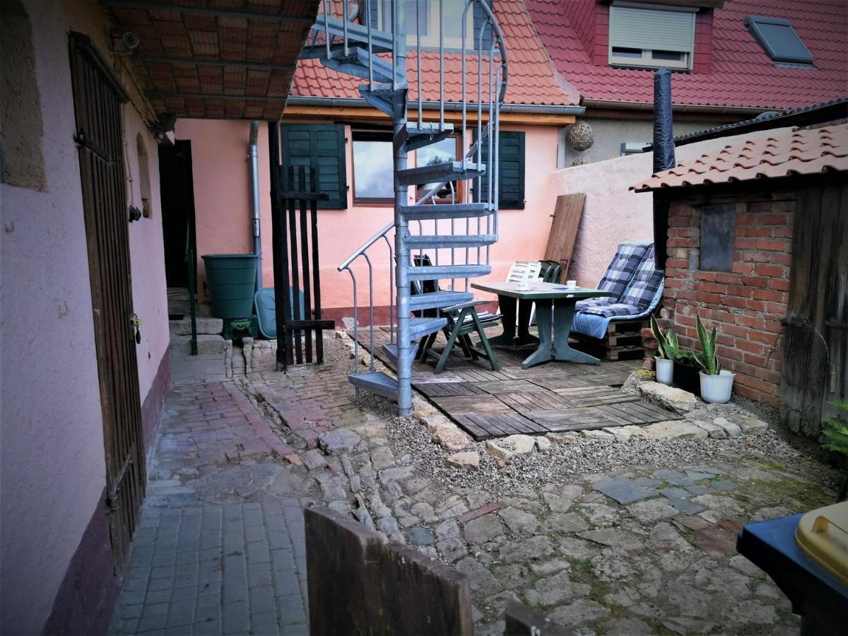 Familienfreundliches Ferienhaus Mit 3 Schlafzimmern Oldisleben Exterior photo